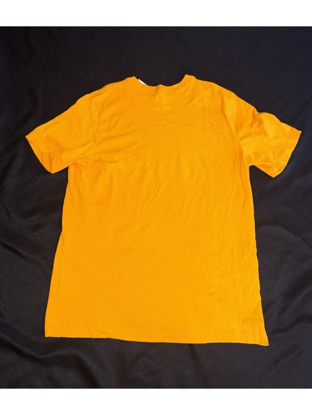 NWT Air Jordan Embroidered Jumpman T-Shirt Mens Size L Yellow Black DC7485-705